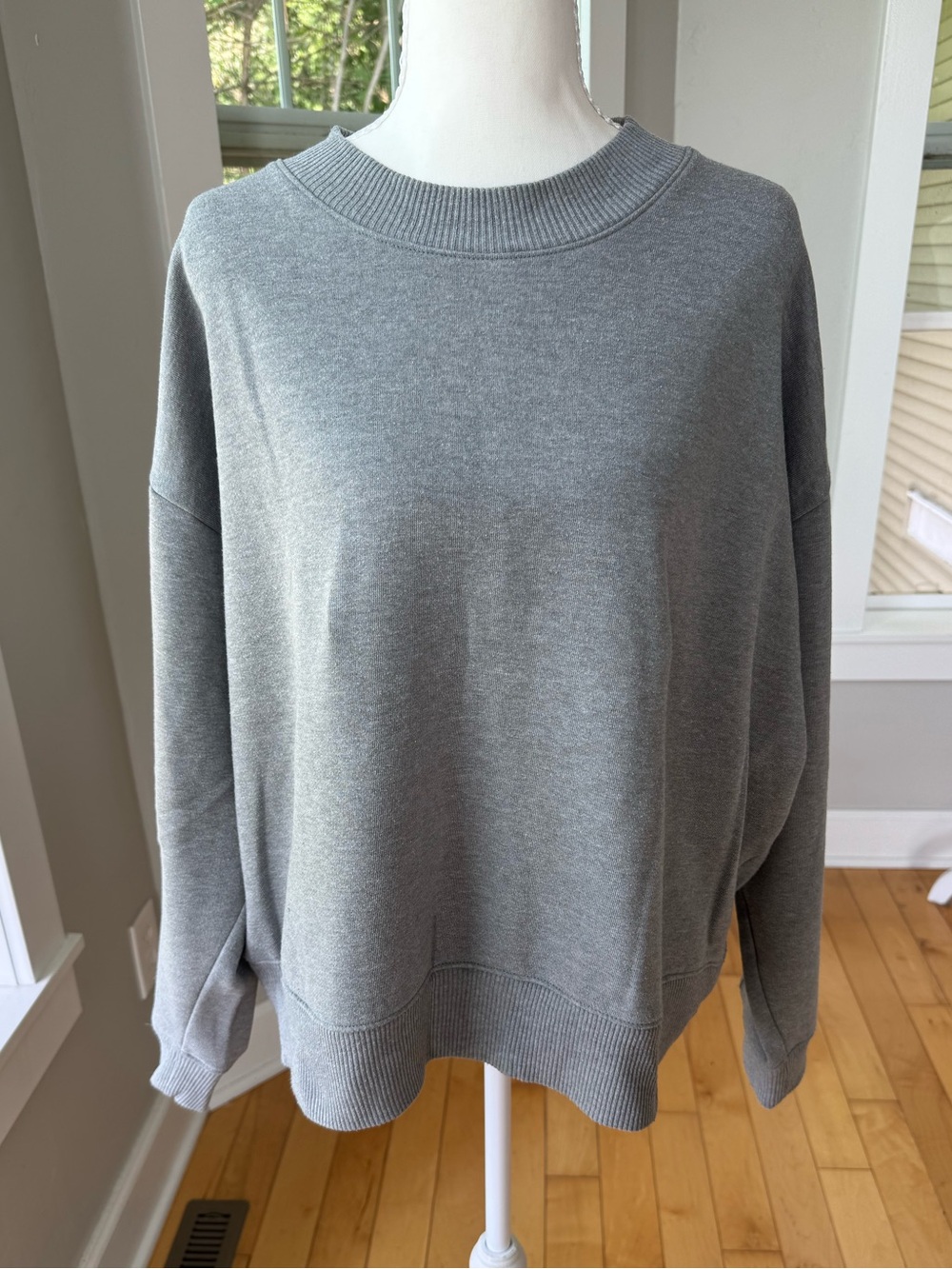 A New Day Light Gray Fleece Oversized Crewneck Sweatshirt Sz XXL